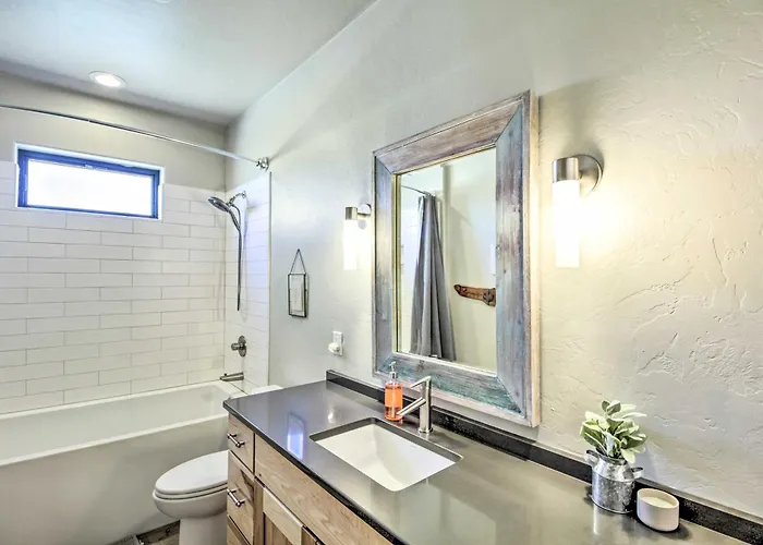 Dual-unit Ranch In Wine Country! * Elgin